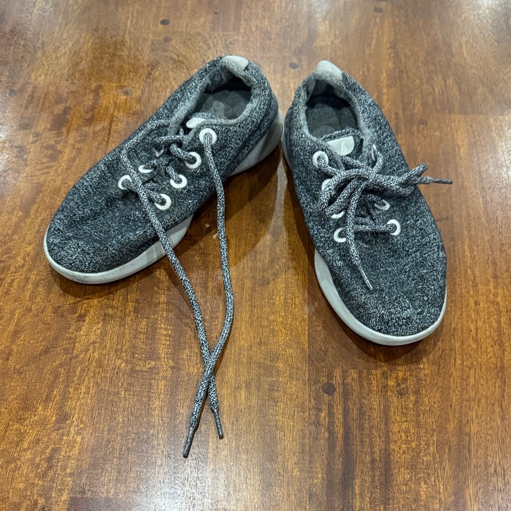 Women’s Allbirds Gray Shoes size US 7